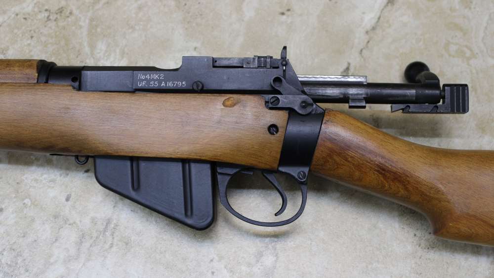 LEE-ENFIELD NO.4 MK II Bolt Rifle with Bayonet-img-2