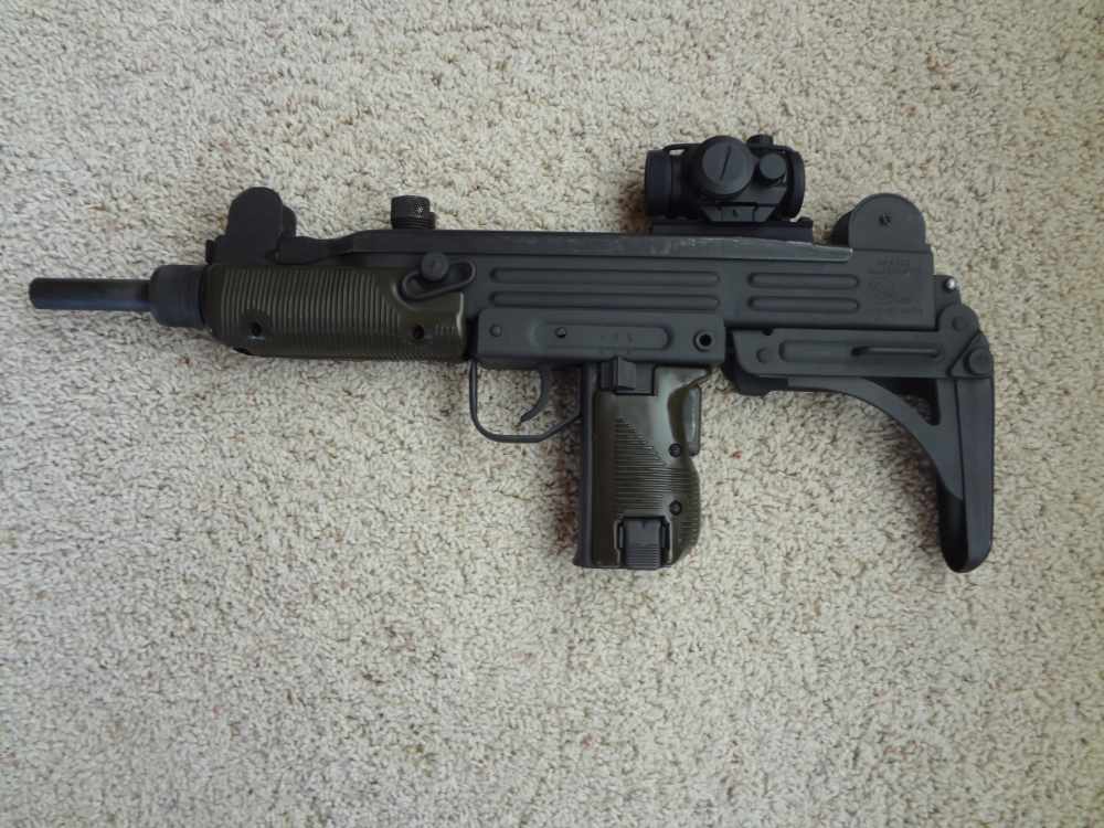 GROUP INDUSTRY HR 4332 UZI, 9MM/45/.22LR EXCELLENT CONDITION AND EXTRAS-img-0