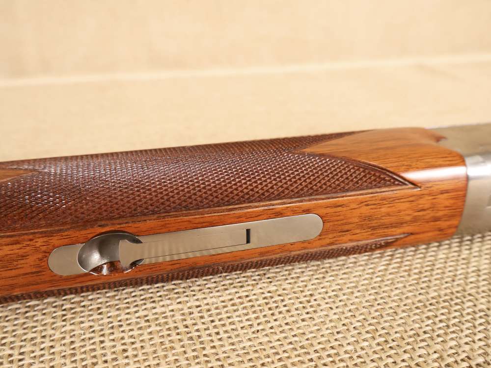 Browning White Lightning 12-Gauge 28" O/U 3" Vent Rib Shotgun Engraved-img-22