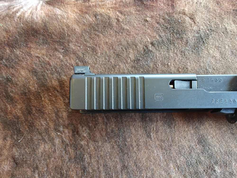 Glock 17 Gen 4 Factory Slide With Trijicon HD Night Sights! Discontinued-img-1