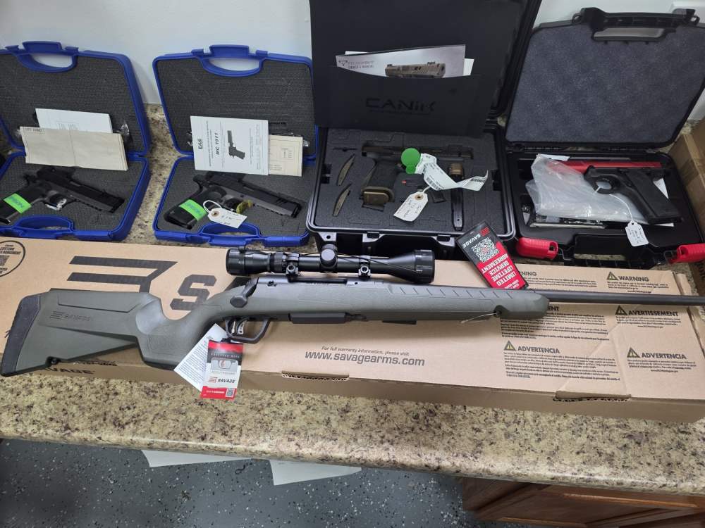 SAVAGE AXIS 2 XP GREEN COMPACT 223 REM 20" 4-RD BOLT ACTION RIFLE-img-1