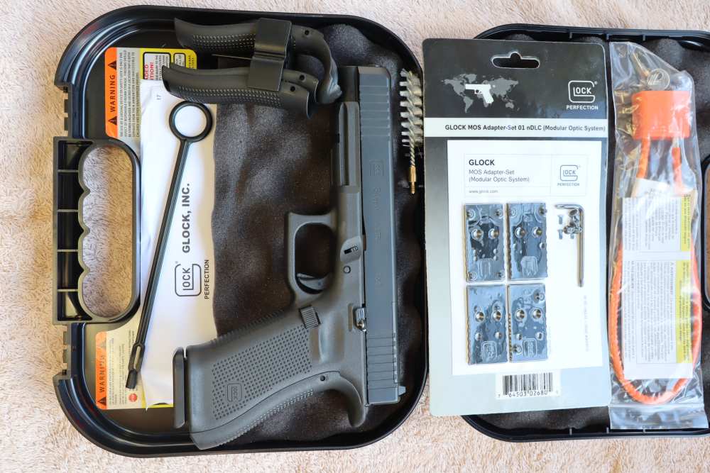 Glock 34 Gen 5 near new in box-img-1