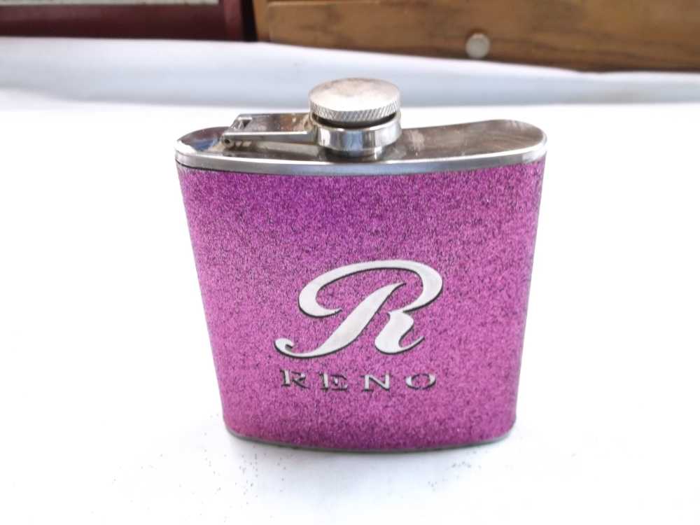 WATER OR WHISKY FLASK GOOD TO DRINK OUT OF. OR DISPLAY ITEM 6oz. -img-0