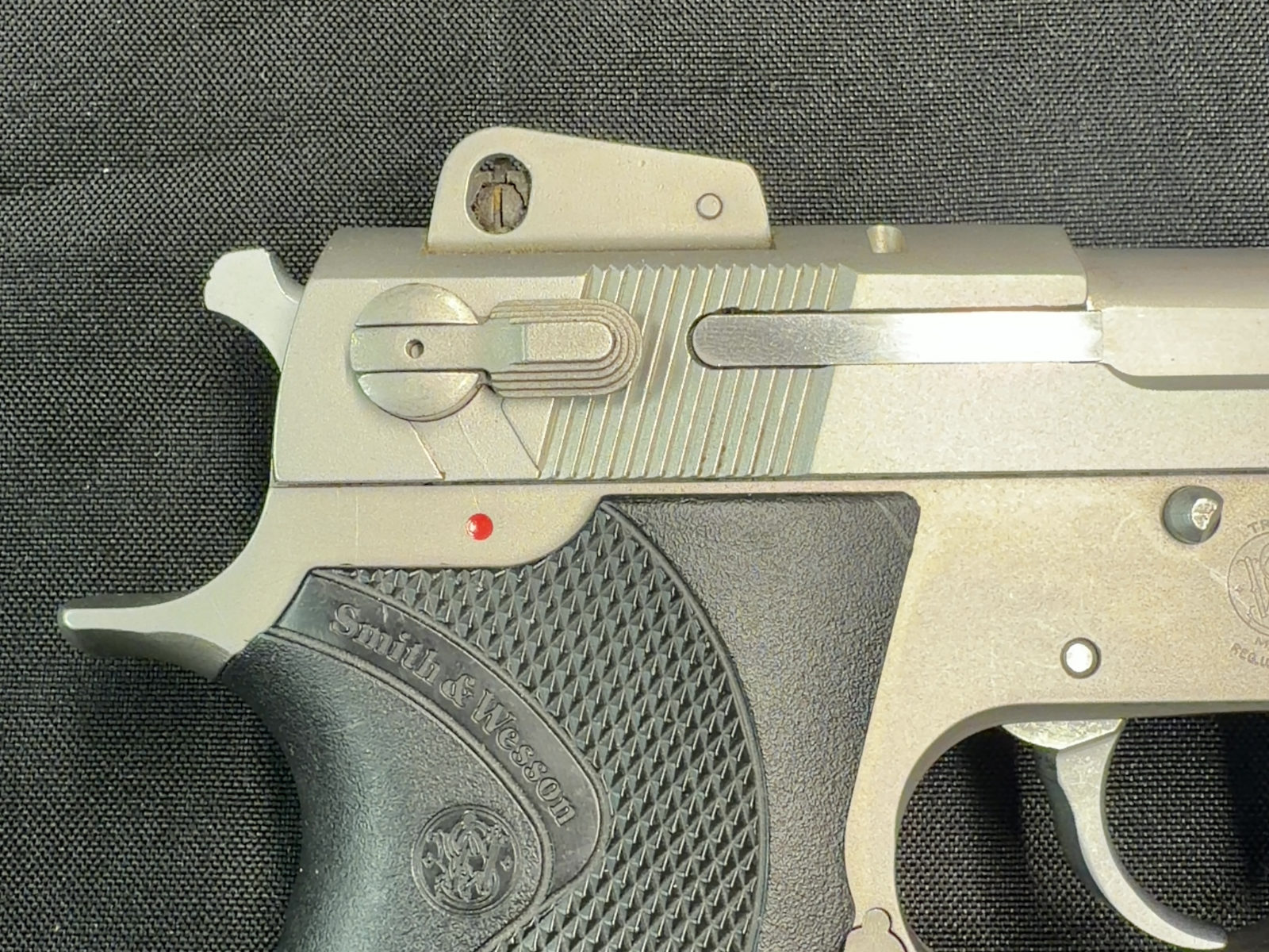 Smith & Wesson 1006 10mm Automatic 1st gen-img-6
