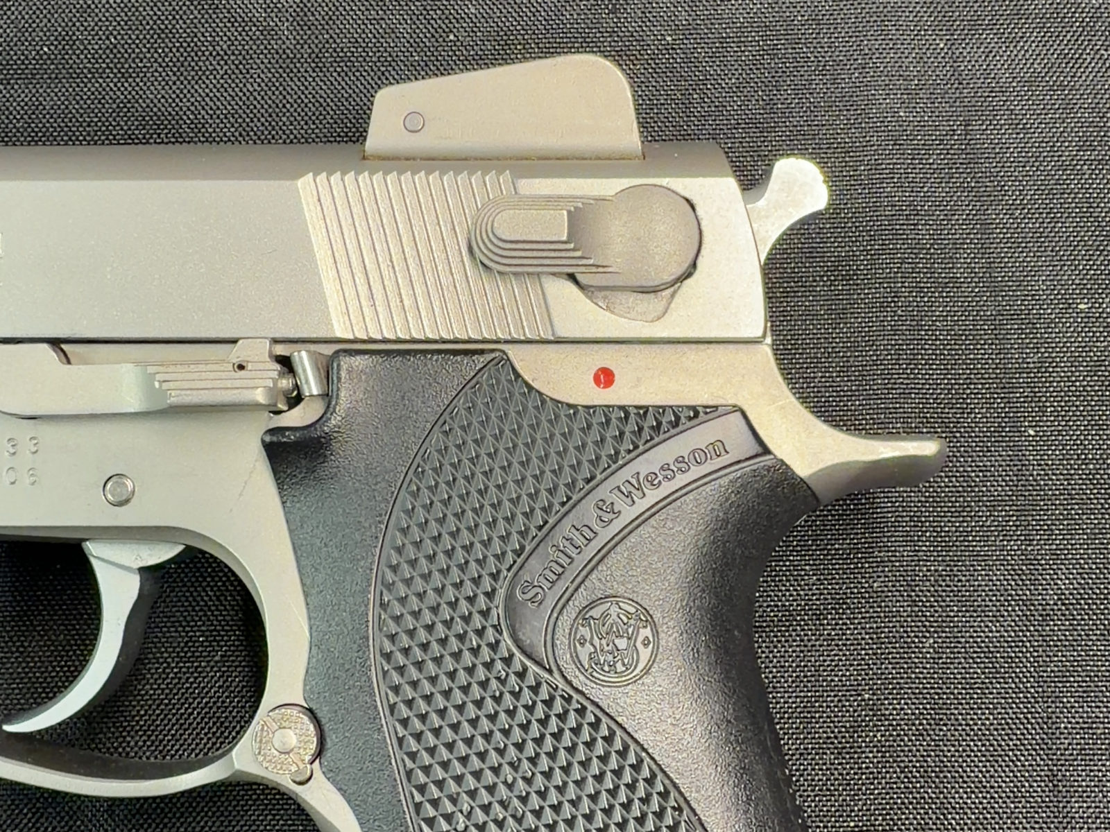 Smith & Wesson 1006 10mm Automatic 1st gen-img-9
