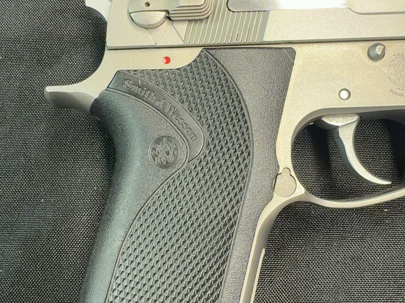Smith & Wesson 1006 10mm Automatic 1st gen-img-3