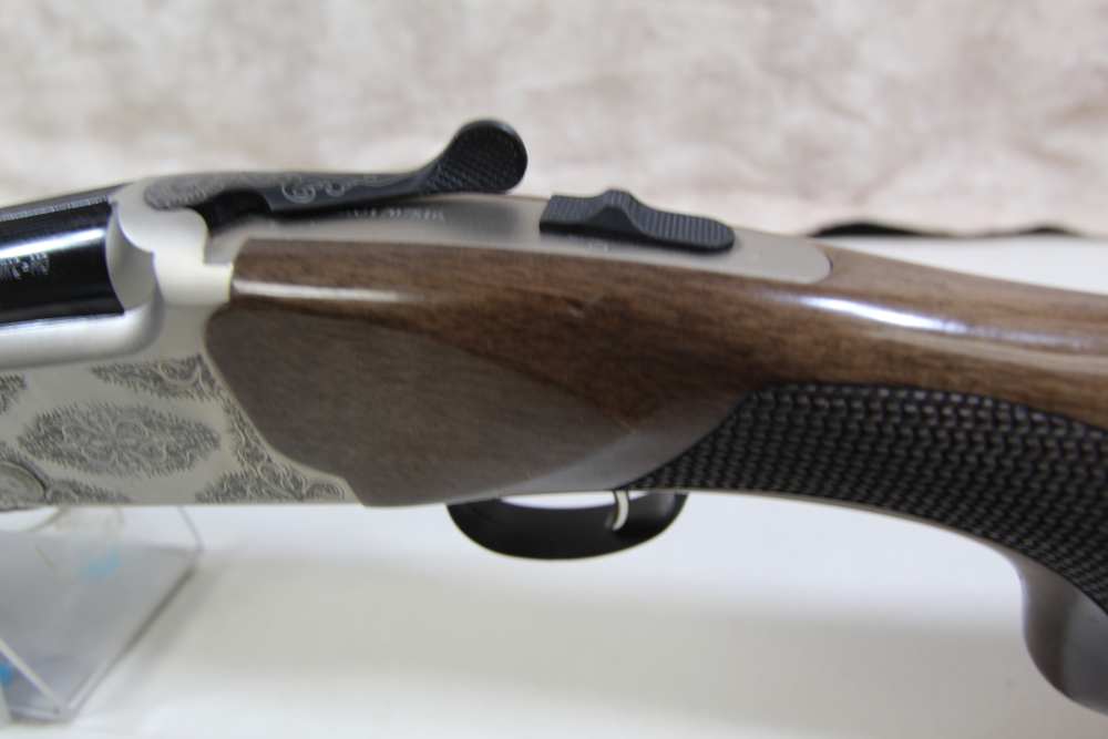 Tri-Star upland hunter 12 ga  over/under 28" vr  barrel 3" chamber mod/ic -img-6