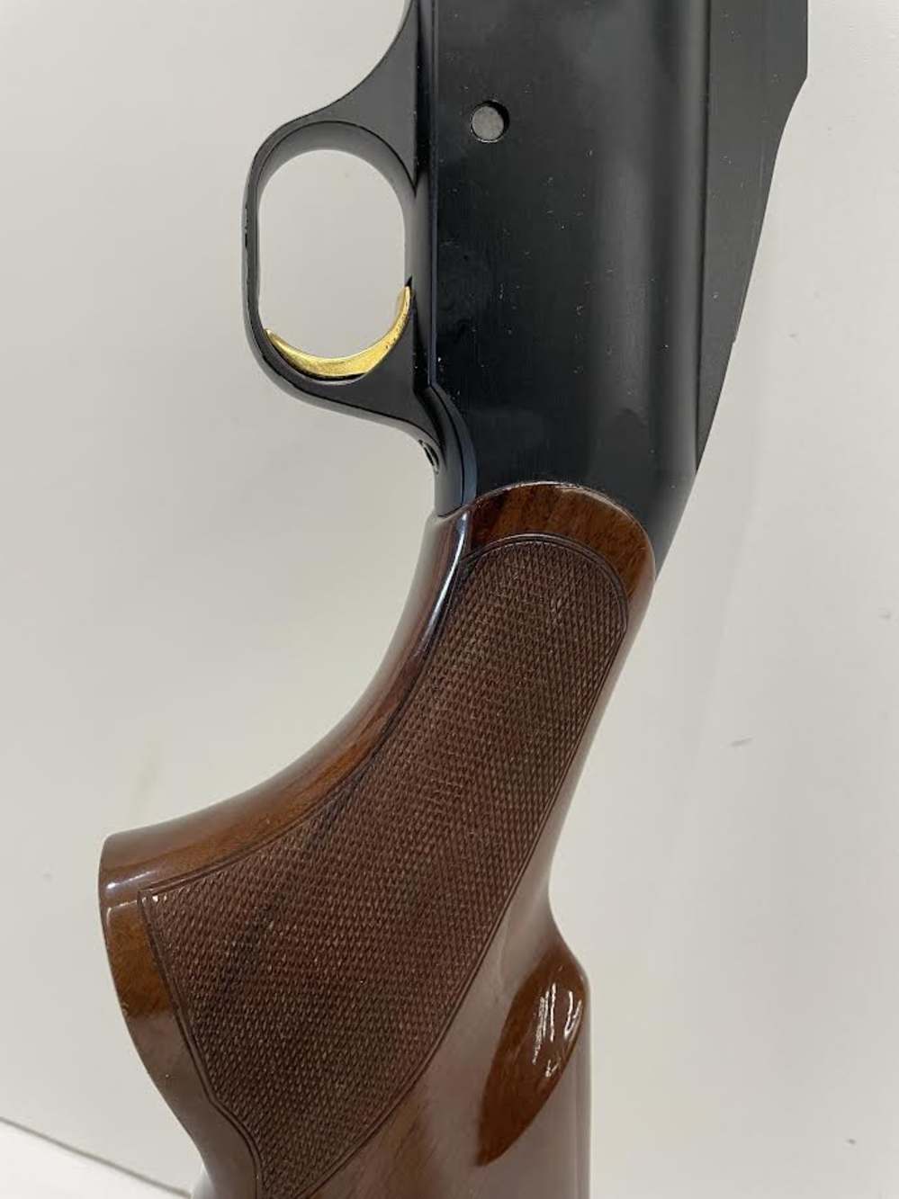 BROWNING RECOILLESS 30" SINGLE SHOT BOLT ACTION TRAP 12GA SHOTGUN WALNUT-img-2