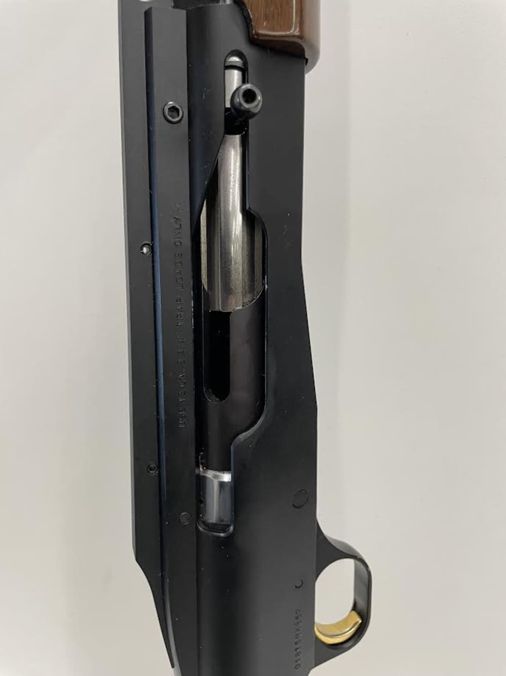 BROWNING RECOILLESS 30" SINGLE SHOT BOLT ACTION TRAP 12GA SHOTGUN WALNUT-img-5