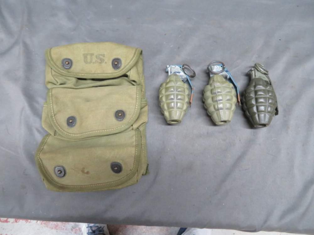 LOT OF 3 WWII US MK 2 STYLE DUMMY GRENADES W/ CARRIER-img-0