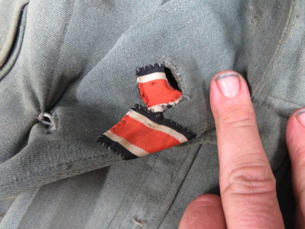 WWII GERMAN OFFICER’S TAILORED TUNIC W/REPRODUCTION WAFFEN SS INSIGNIA-NICE-img-15