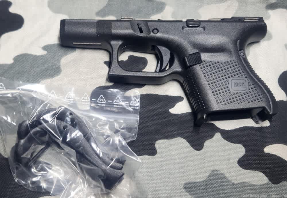 Glock G26 Gen 5 complete OEM Frame 26 Pre V   Discontinued  -img-0