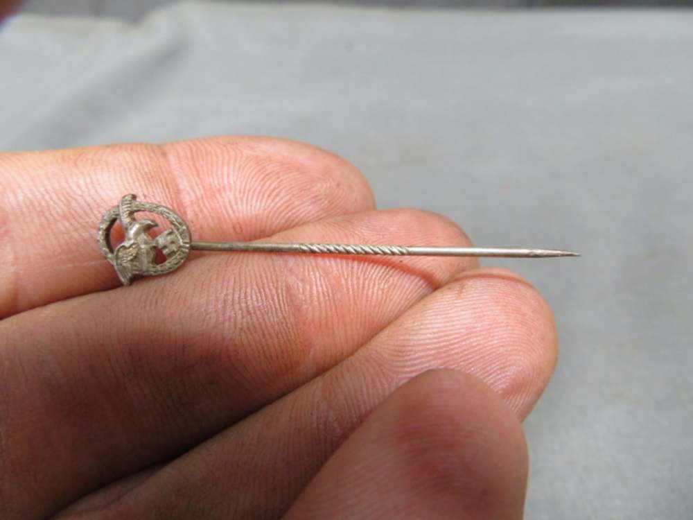 WWII GERMAN LUFTWAFFE OBSERVERS BADGE STICKPIN-NICE DETAIL & FINISH-img-3