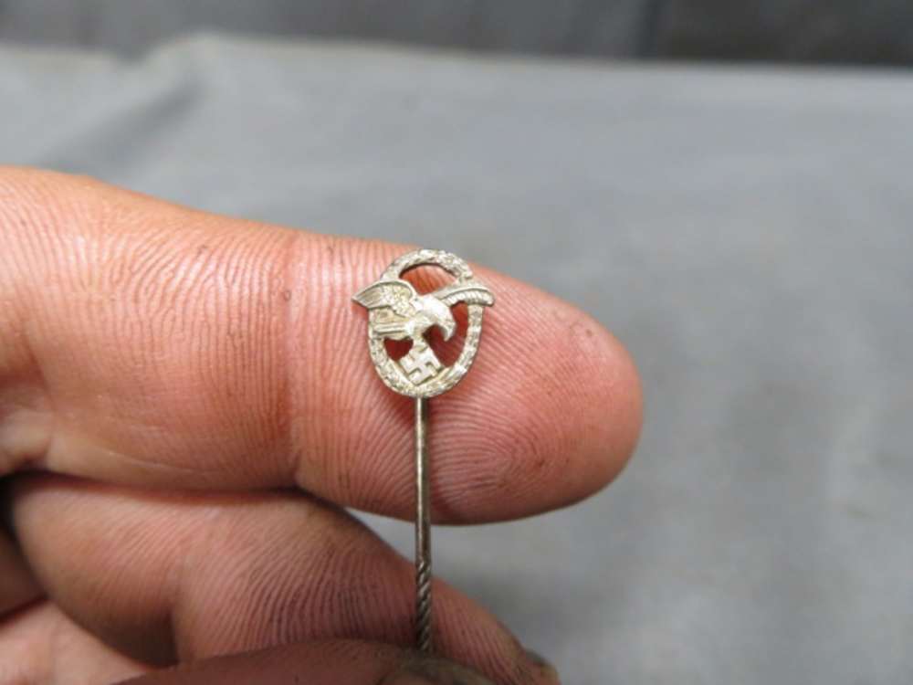 WWII GERMAN LUFTWAFFE OBSERVERS BADGE STICKPIN-NICE DETAIL & FINISH-img-0