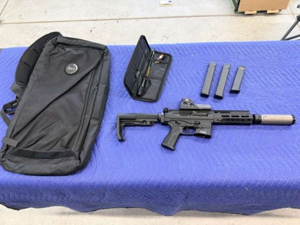 Rare B&T SPC9 G Suppressed - Factory SBR - Suppressor included - Glock Mags-img-12