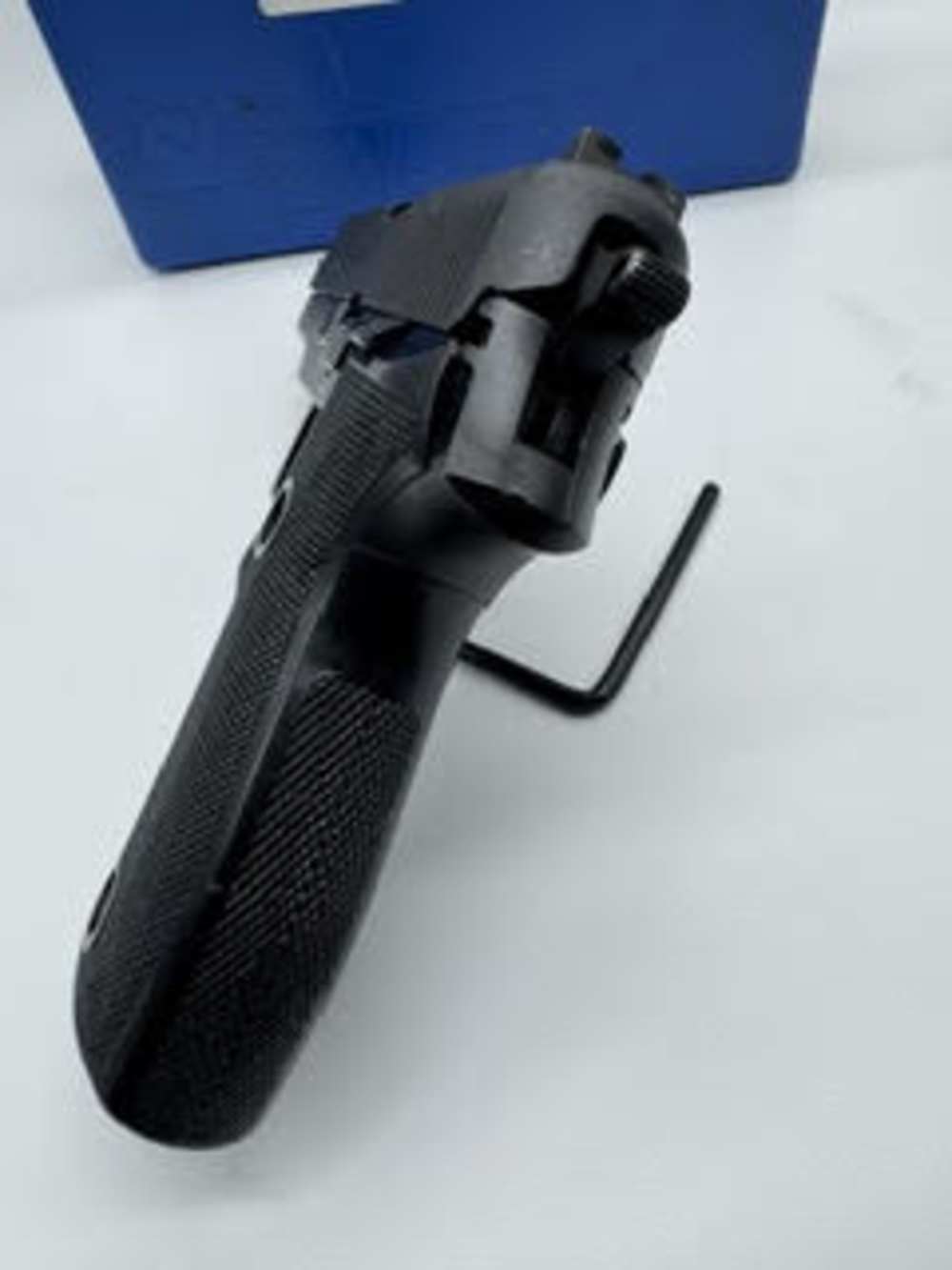 Sig Sauer P-6 -img-5