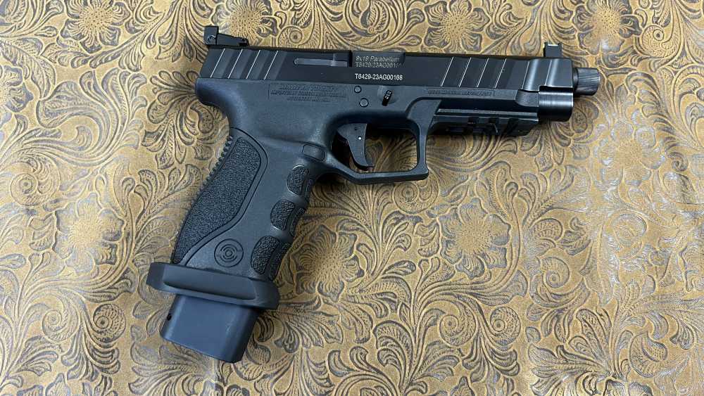 Stoeger STR 9F Combat 9mm Optic Ready Threaded Barrel Extended Magazine -img-1