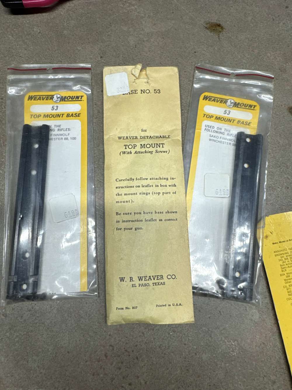 VINTAGE 600+ weaver bases in 4qty metal counter top displays 1950-1980s-img-22