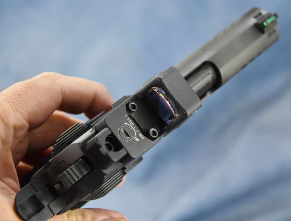 STI Staccato CS DPO with Trijicon RMR 9mm 3.5" bull barrel Quality-img-13