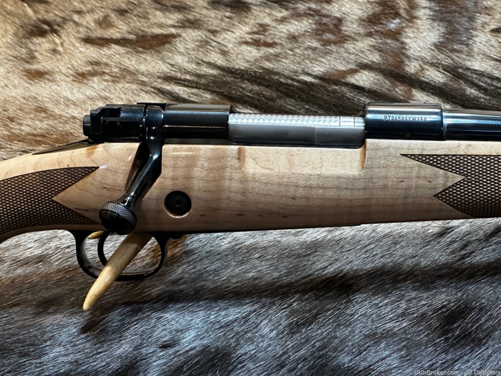FREE SAFARI, NEW WINCHESTER MODEL 70 SUPER GRADE MAPLE 308 WIN 22"-img-3