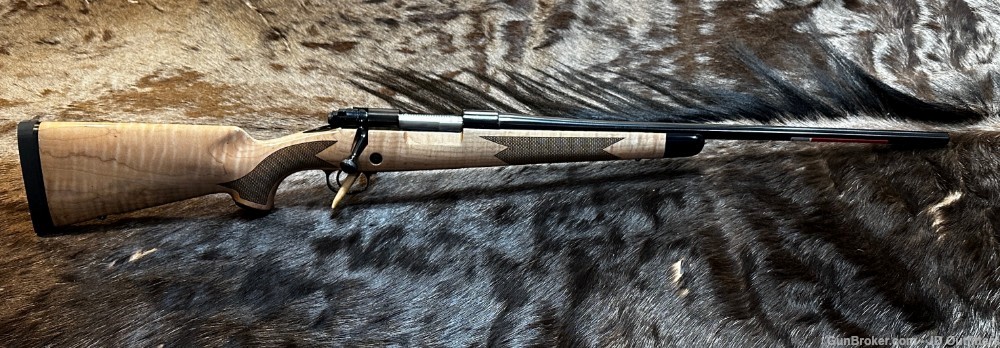 FREE SAFARI, NEW WINCHESTER MODEL 70 SUPER GRADE MAPLE 308 WIN 22"-img-1
