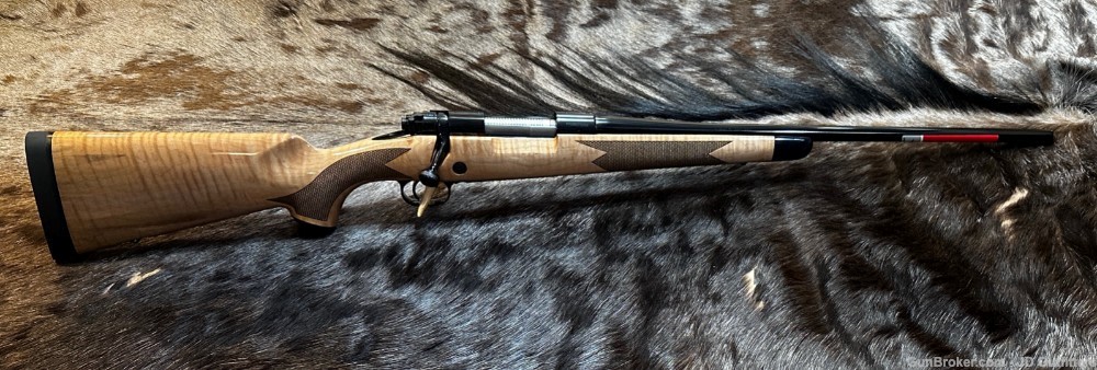 FREE SAFARI, NEW WINCHESTER MODEL 70 SUPER GRADE MAPLE 308 WIN 22"-img-1