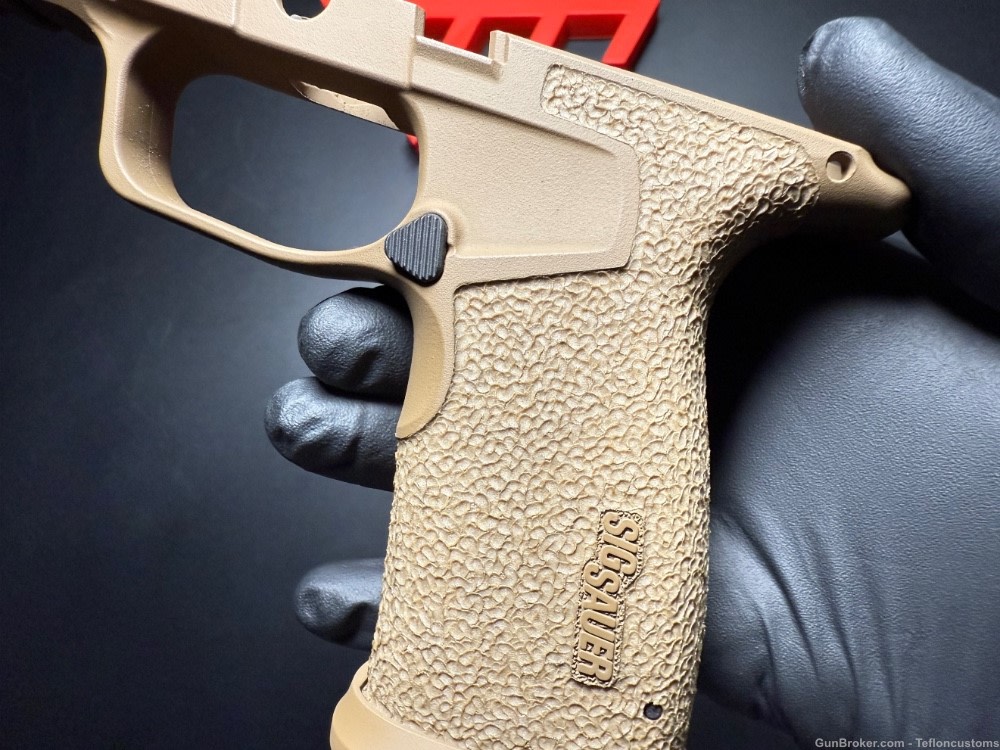 Sig Sauer P365 XL Macro Fuse Grip Module Cerakote Stippled-img-2