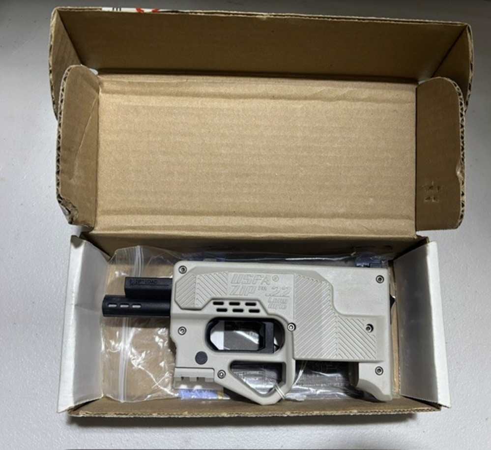 USFA ZIP 22 .22LR Semi-Auto 5.24 coyote tan NIB -img-6
