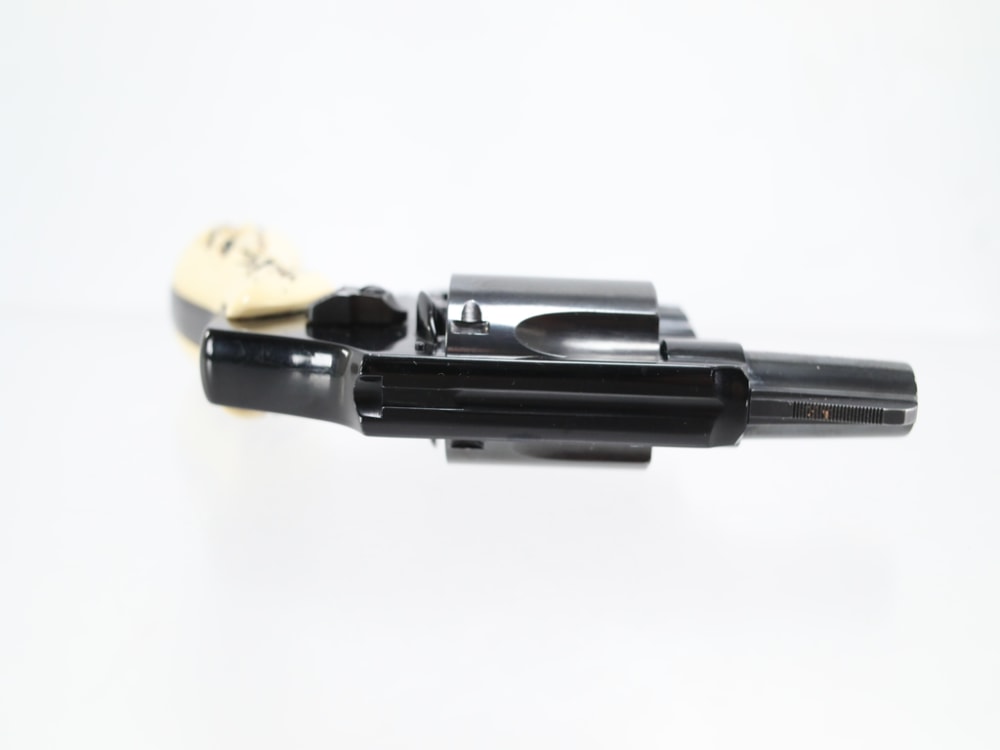 Smith & Wesson Model 042 .38 Special Revolver - USED-img-2