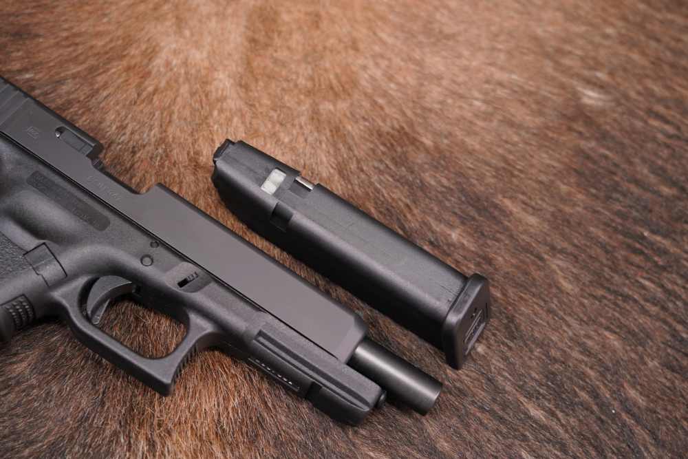 Glock 35 G35 Gen 3 .40 S&W 5.32” G 35 Striker Fired Semi-Auto Pistol, Box-img-11
