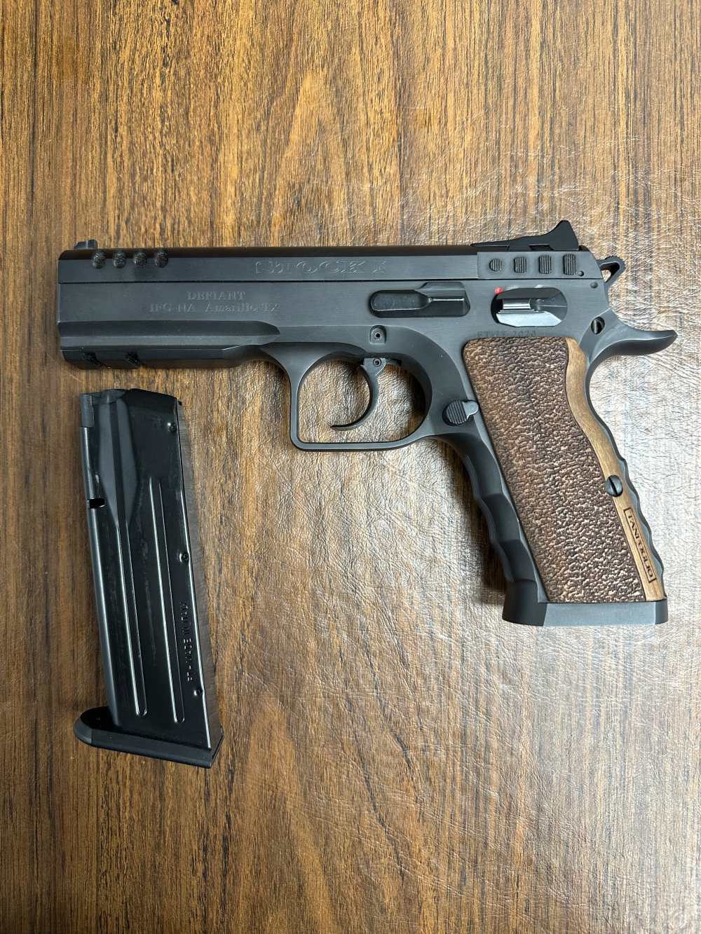 Tanfoglio Stock I 9mm 4.5” like new -img-1