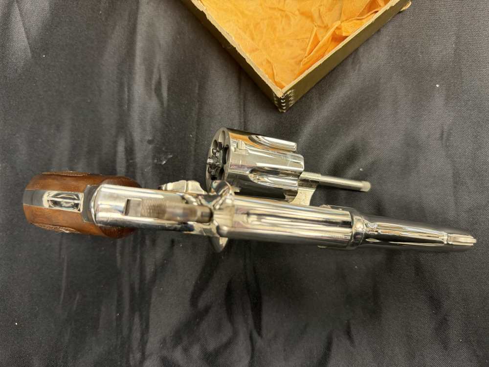 Smith & Wesson PRE model 10 .38spl Nickel plated -img-4