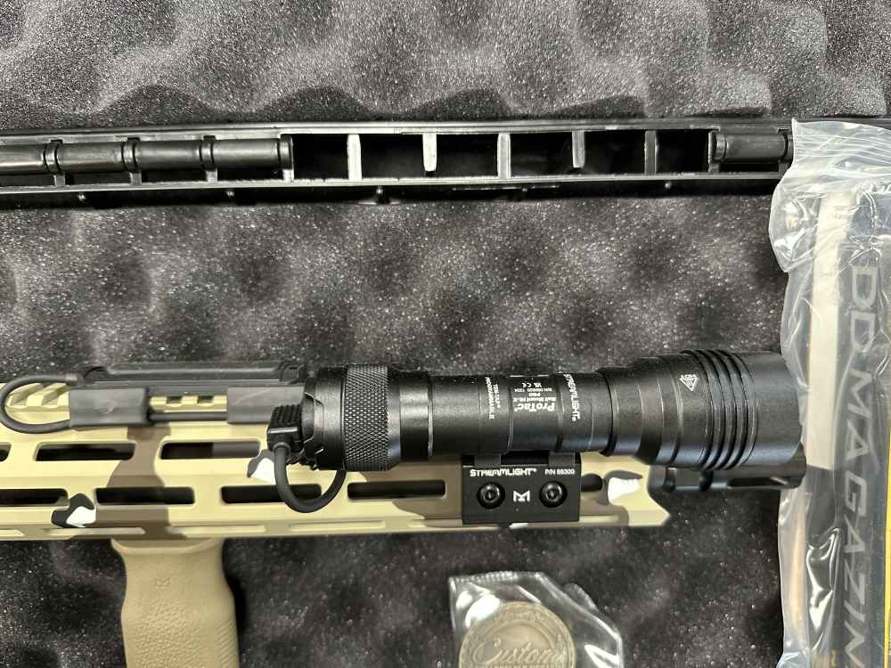 DANIEL DEFENSE DDM4 V7 5.56NATO CHOCOLATE CHIP W/ VORTEX UH-1 #39 of 300-img-6