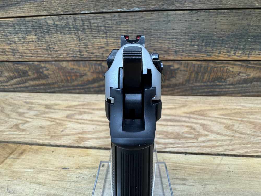 Beretta 92FS Double/Single-Action Semi-Auto Pistol-PENNY START! NO RESERVE!-img-9