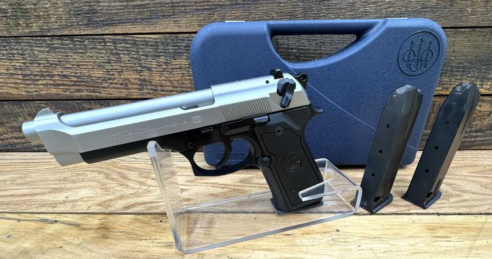 Beretta 92FS Double/Single-Action Semi-Auto Pistol-PENNY START! NO RESERVE!-img-0