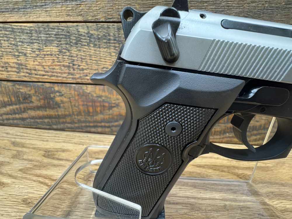 Beretta 92FS Double/Single-Action Semi-Auto Pistol-PENNY START! NO RESERVE!-img-17