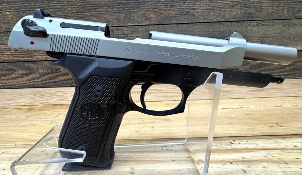 Beretta 92FS Double/Single-Action Semi-Auto Pistol-PENNY START! NO RESERVE!-img-31