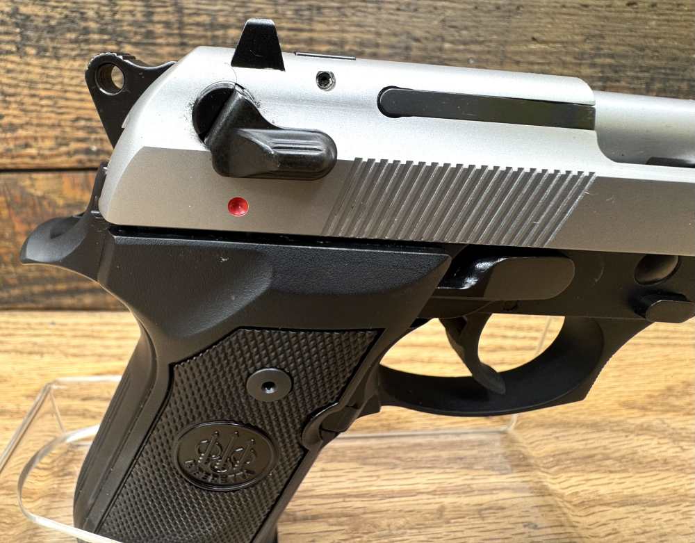 Beretta 92FS Double/Single-Action Semi-Auto Pistol-PENNY START! NO RESERVE!-img-18