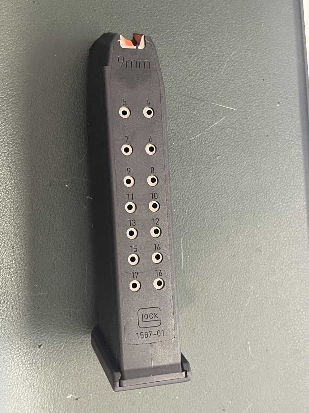 Glock 17rd 9mm Factory OEM GEN 6 Magazine - G17 G45 G19 G26-img-0
