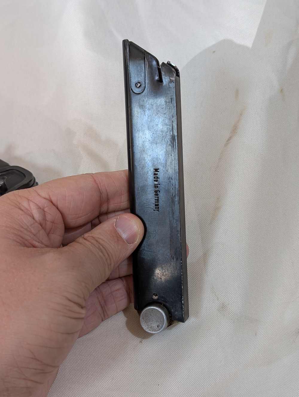 COLLECTOR: Mauser-Werke Luger with Erma/77 .22 kit-img-17