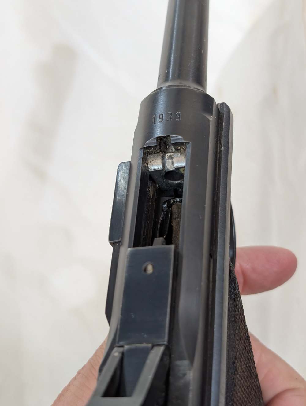 COLLECTOR: Mauser-Werke Luger with Erma/77 .22 kit-img-25