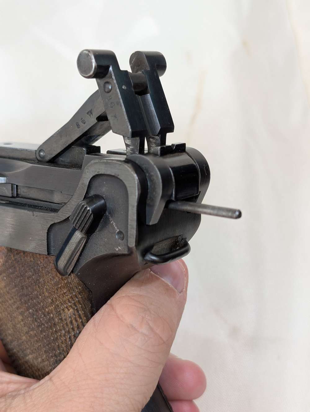 COLLECTOR: Mauser-Werke Luger with Erma/77 .22 kit-img-26