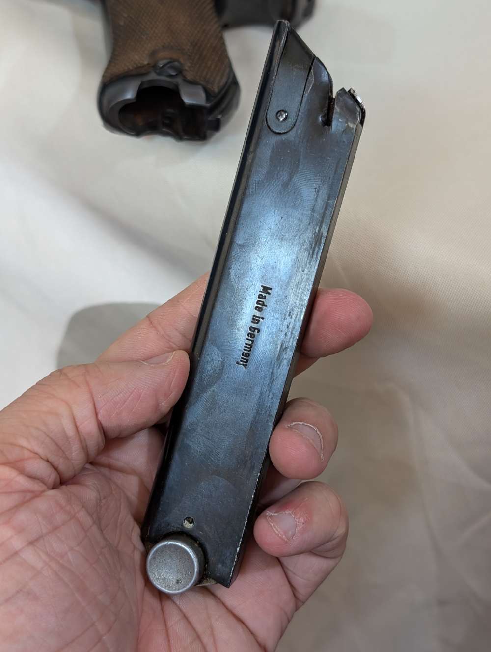 COLLECTOR: Mauser-Werke Luger with Erma/77 .22 kit-img-18