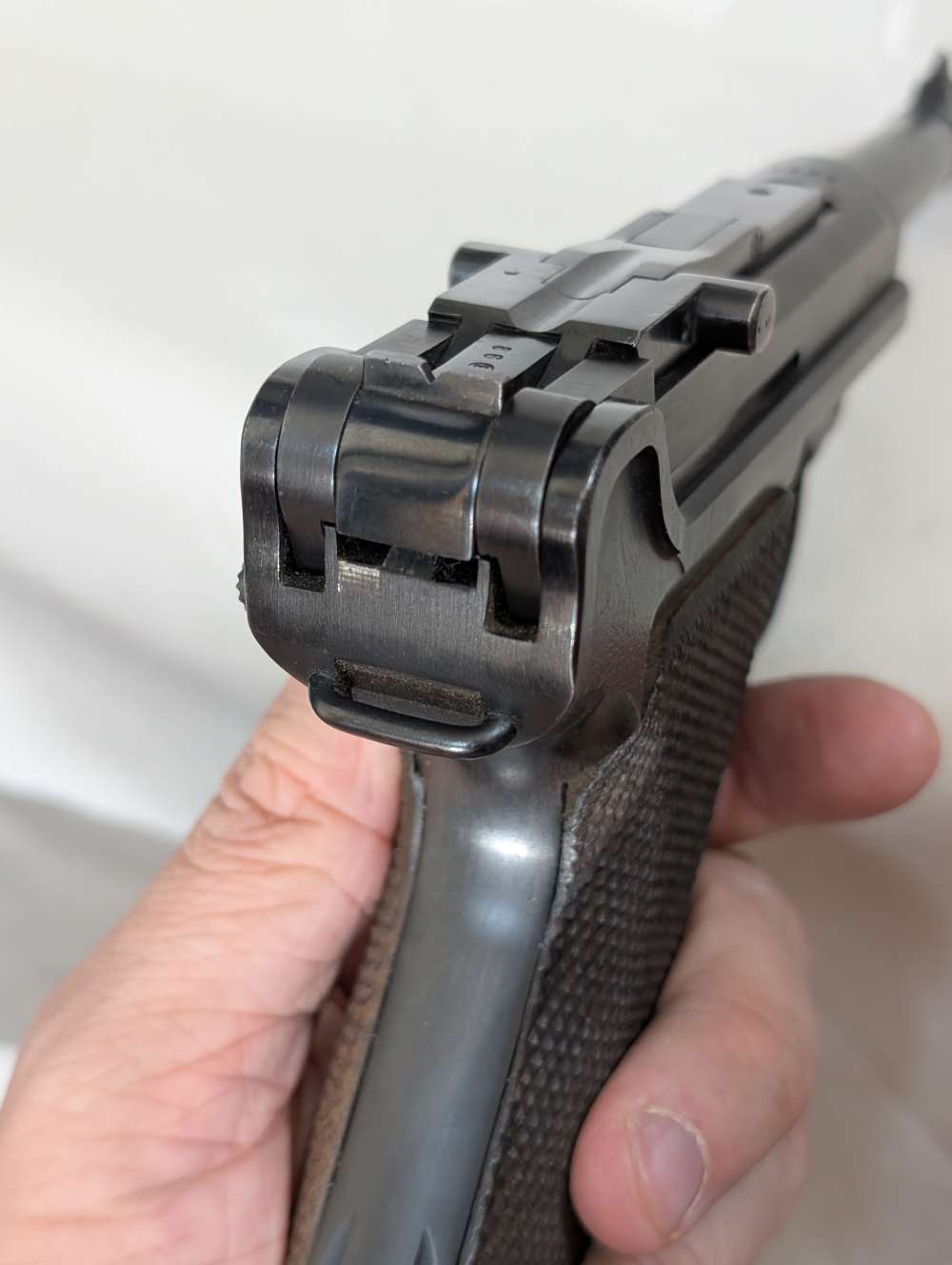 COLLECTOR: Mauser-Werke Luger with Erma/77 .22 kit-img-7