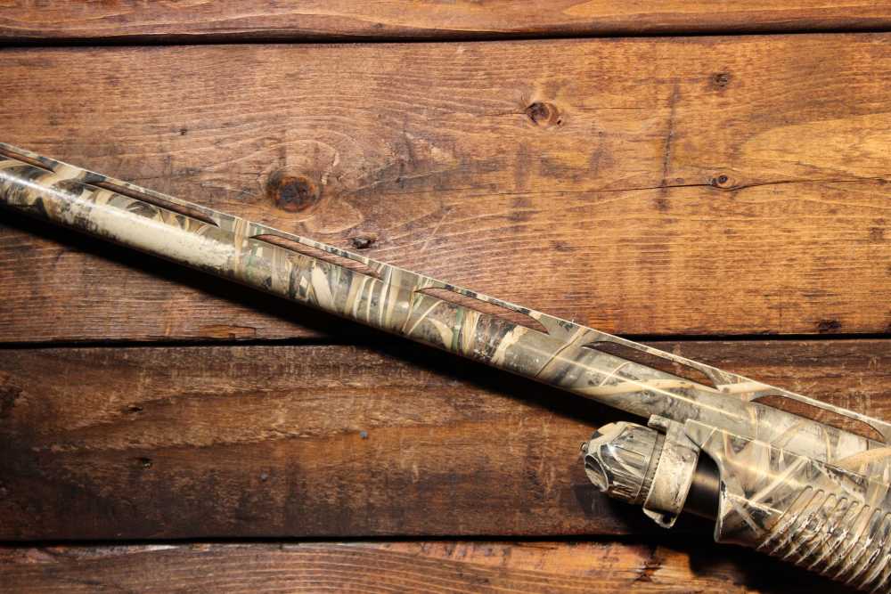 Benelli SuperNova 12 gauge 3.5" Chamber 28" bbl Camo Wrap-img-10