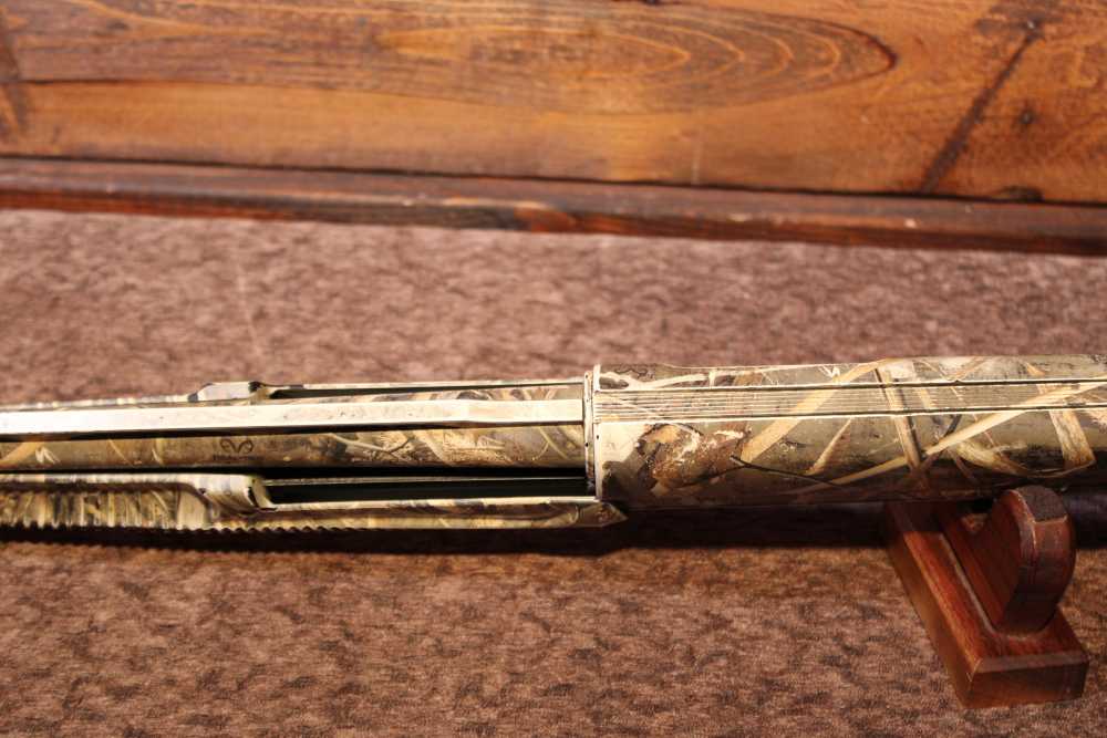 Benelli SuperNova 12 gauge 3.5" Chamber 28" bbl Camo Wrap-img-18