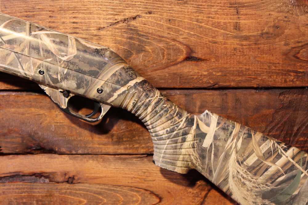 Benelli SuperNova 12 gauge 3.5" Chamber 28" bbl Camo Wrap-img-14