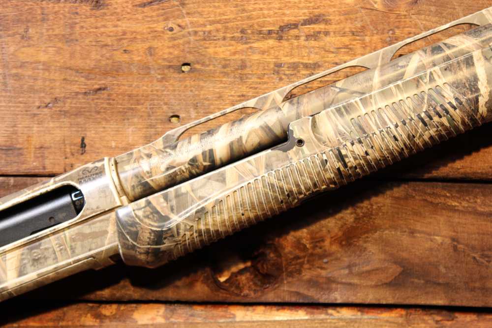 Benelli SuperNova 12 gauge 3.5" Chamber 28" bbl Camo Wrap-img-5