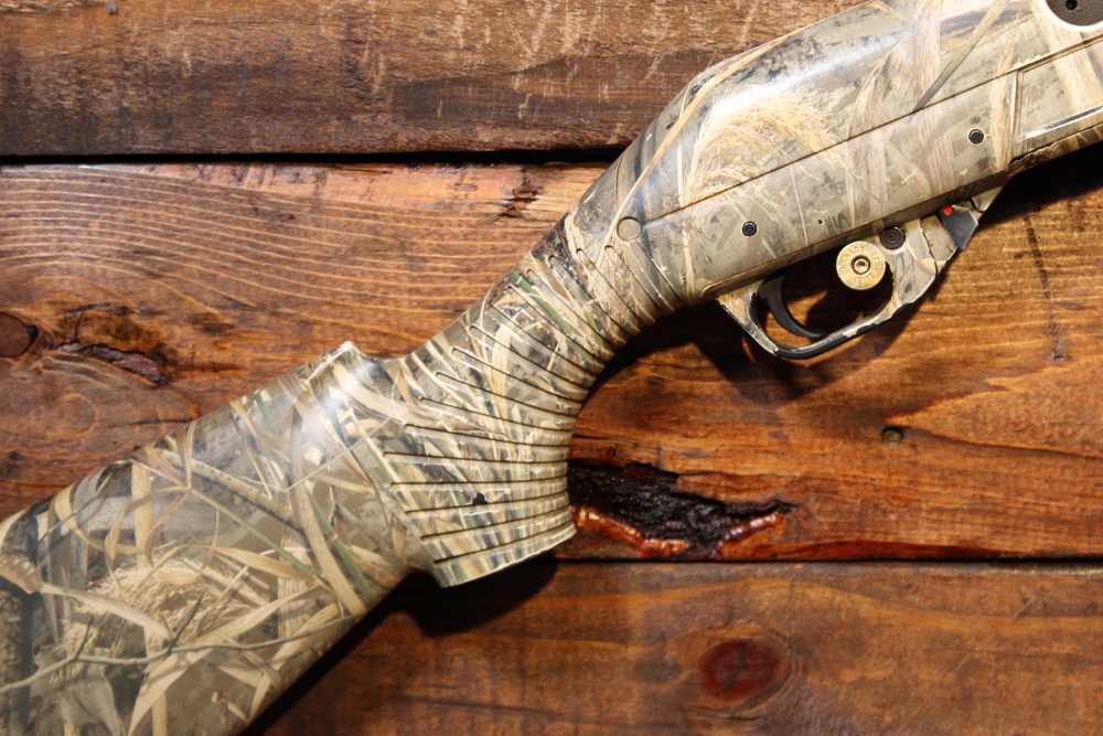 Benelli SuperNova 12 gauge 3.5" Chamber 28" bbl Camo Wrap-img-2