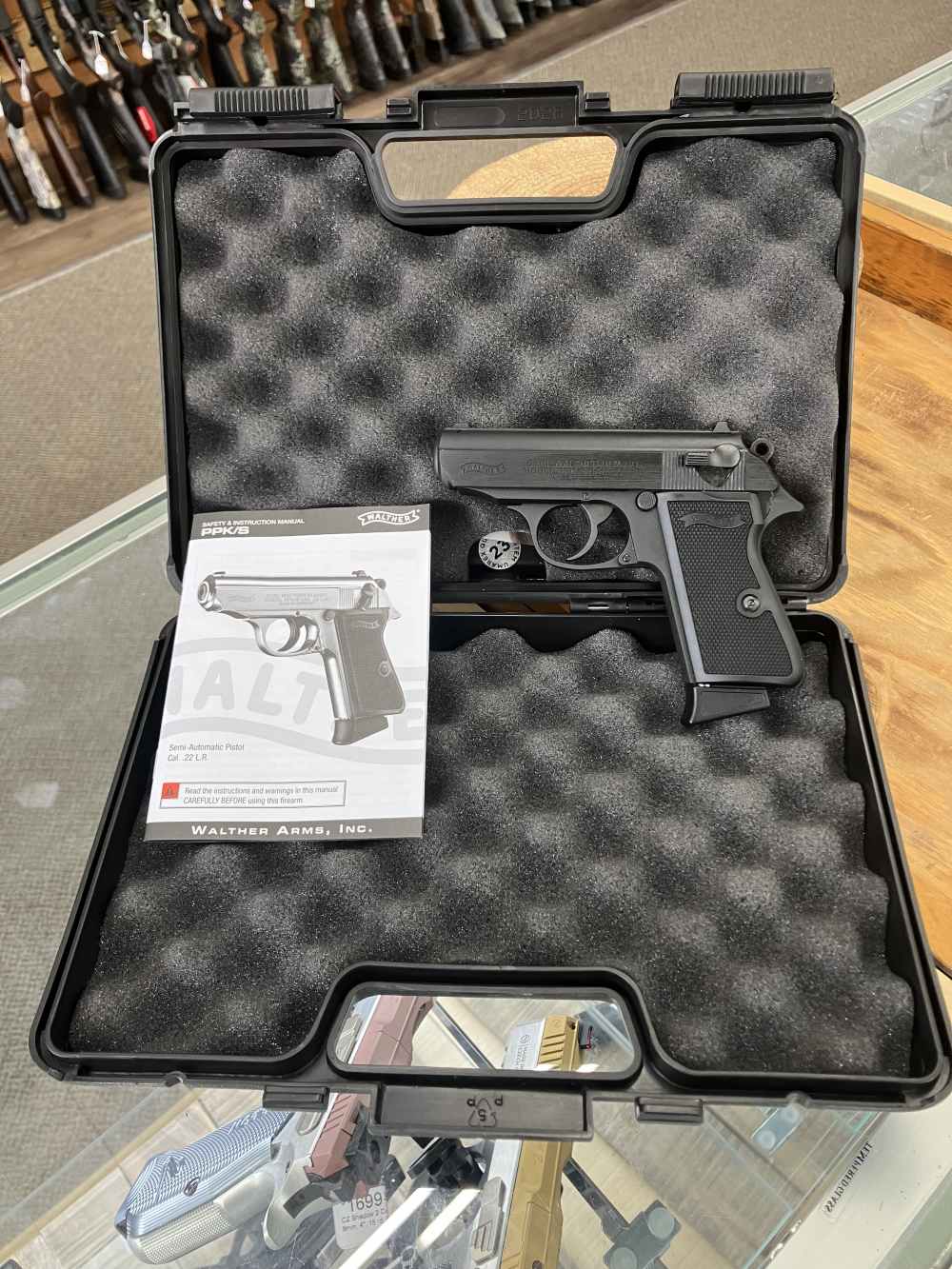 Walther PPK/S Pistol - 22 LR - 10+1 - 3.30" - Black-img-0